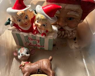 Vintage Xmas figurines 