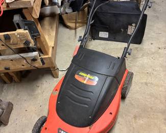 Black & Decker Lawnmower