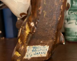 Bird figurine made in Occupied Japan 