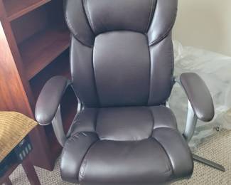 Black Leather Desk Chair