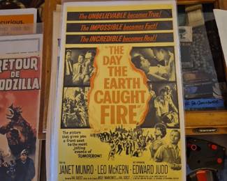 Vintage Movie Poster The Day The Earth caught fire
