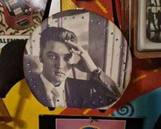 Elvis Purse