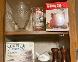 Iris Herring Bone Pitcher Misc. cookware