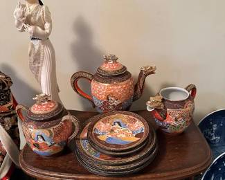 Chinese TeaPot Cream Sugar Plqates No Cups