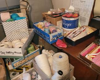 Lots of sewing items