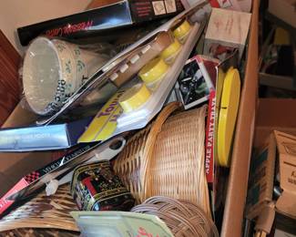 Tons of NOS kitchen gadgets