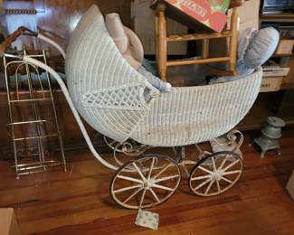 Early 1930s  baby carriage 