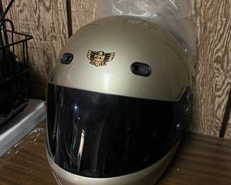Motorcycle helmet