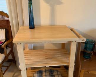 Kitchen island