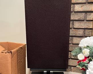 Scott speakers (only one photographed)
