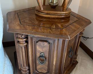 End table