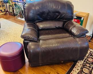 LEATHER RECLINER