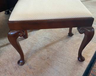 Queen Anne style bench