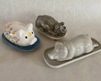 Pig butter dishes