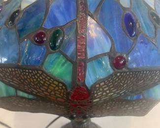 Tiffany style dragonfly lamp