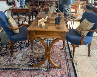 Mixed woods console table/writing table & 2 upholstered armchairs