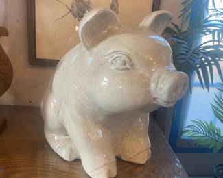 ceramic pig