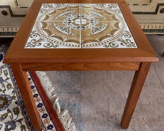 Retro tile top table