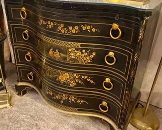 Chinoiserie serpentine chest