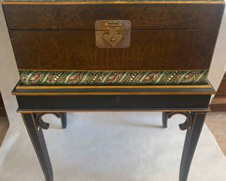 Decorative box on stand