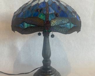 Tiffany style dragonfly lamp