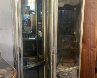 Large 4 panel mirrored screen