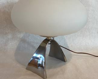 Mushroom lamp by Laurel Lamps
