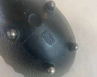 Nesting metal hedgehogs