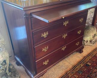 Mahogany Bachelor chest