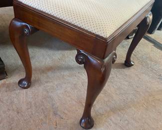 Queen Anne style bench