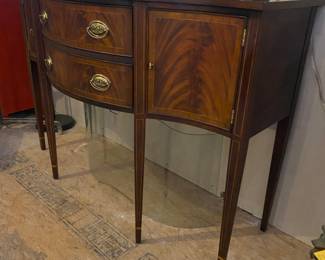 Henkel Harris mahogany sideboard. EXCELLENT CONDITION!