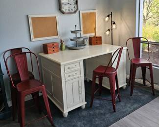 Great desk with file cabinets and storage on side SUNDAY'S PRICE $112.50