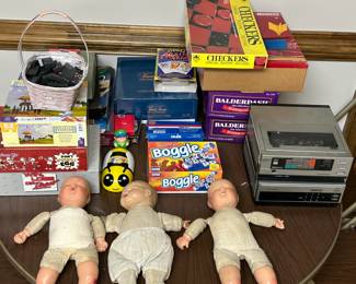 Vintage Dolls, Board Games and Electronics