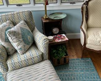 Comfortable chair w/ ottoman