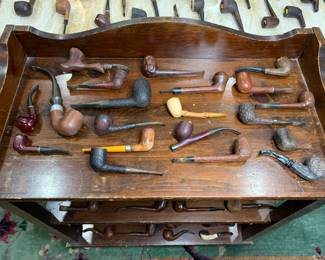 HUNDREDS of vintage Estate Tobacco Pipes
