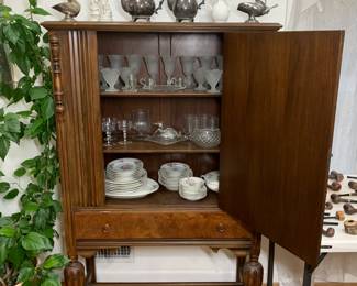 Berkey & Gay Furniture