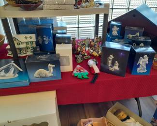 Avon nativity set