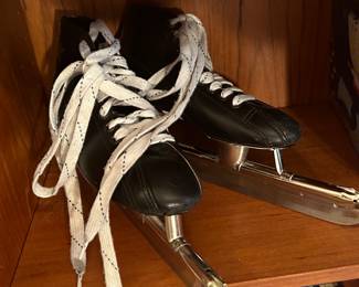 Vintage Ice Skates
