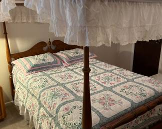 Full Size Canopy Bed