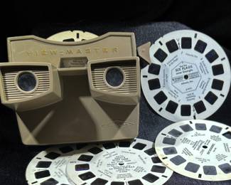 Vintage Gray View-Master Viewer & Slides