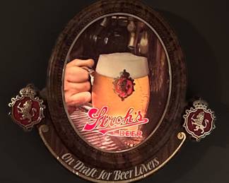 Vintage  Stroh's Lighted Beer Sign 