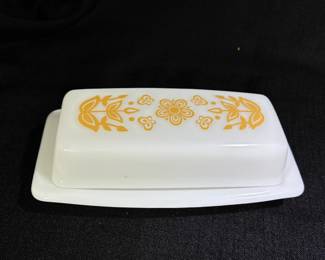 Pyrex Butterfly Gold Covered Butter Dish
