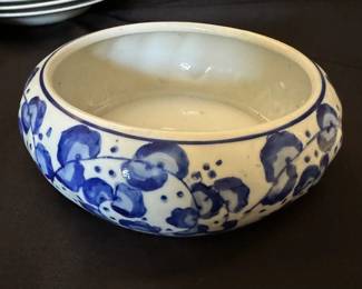 blue serving bowl