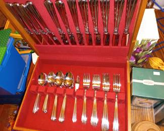 Flatware Set