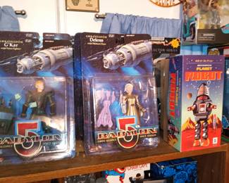 Babylon 5; Planet Robot