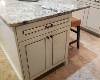 Kitchen island detail
