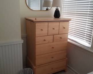 8-drawer tall dresser