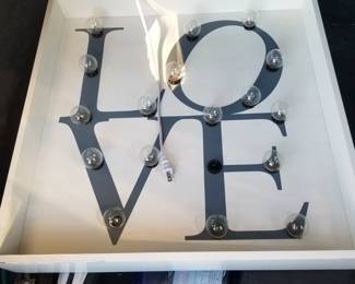 Illuminated artful sentiments