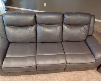 3 PIECE "FAUX" LEATHER(FEELS LIKE THE REAL DEAL) RECLINING SOFA/COUCH, CONSOLE LOVESEAT, AND CHAIR- ALL RECLINING WITH LUMBAR SUPPORT IN GREAT CONDITION AND FEELS LIKE LEATHER(UNABLE TO CONFIRM) $400 SOFA, $350 CONSOLE LOVESEAT AND $250 CHAIR .....ALL RECLINE AND ALL PRICES ARE 1/2 OF NEW COMPARIBLE AT NFM