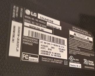 LG - 55" Class - LED - UH6150 Series - 2160p - Smart - 4K UHD TV with HDR - 2016 TV
Model:
55UH6150.....mount not for sale TV $100